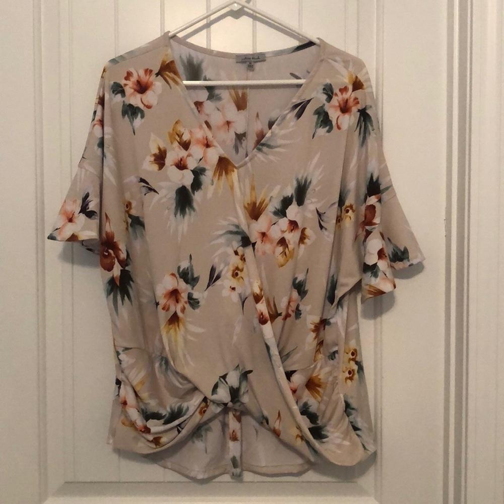 White Birch floral top sz1X